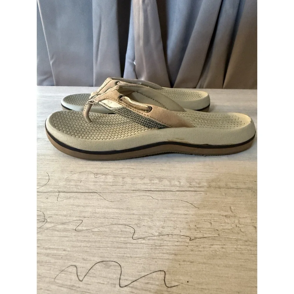 SPERRY TOP-SIDER YOUTH BLUEFISH THONG FLIP FLOPS SIZE 3 TAN/BROWN.